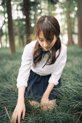 雏鸟幼儿小学生张婉莹,女大学生的沙龙室